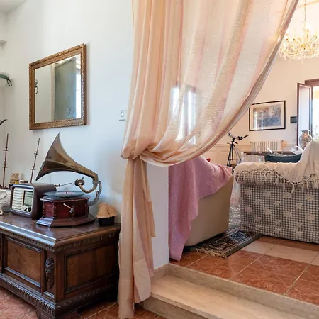 Martina Сан-Вито-деи- Норманни